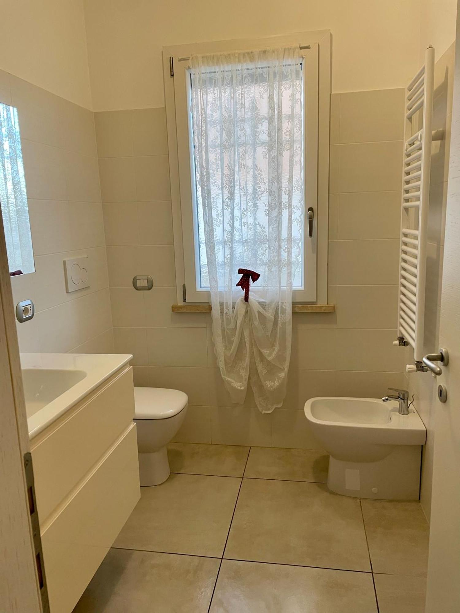 Home With Parking Near The Airport And Beach Fiumicino Luaran gambar