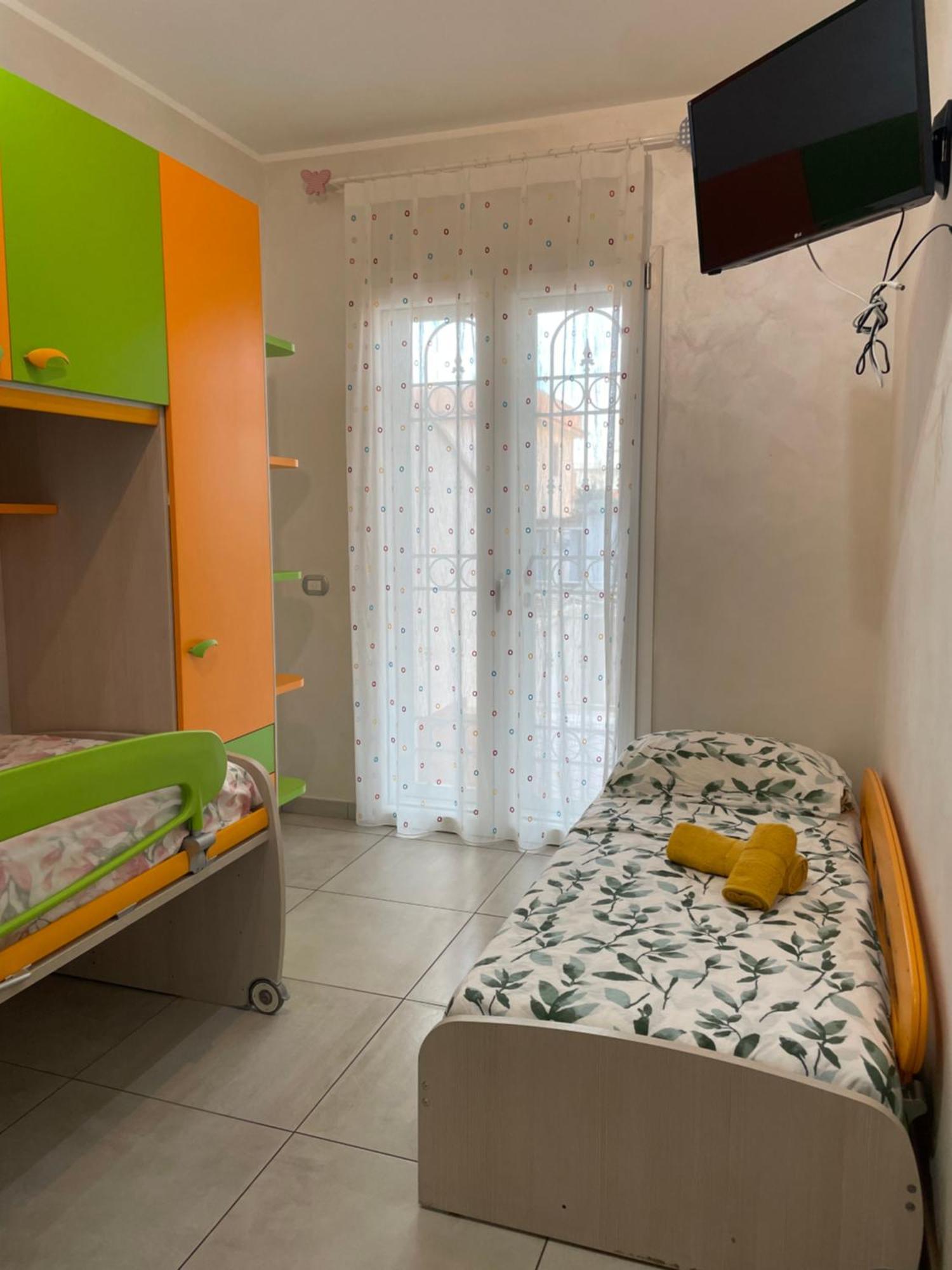 Home With Parking Near The Airport And Beach Fiumicino Luaran gambar