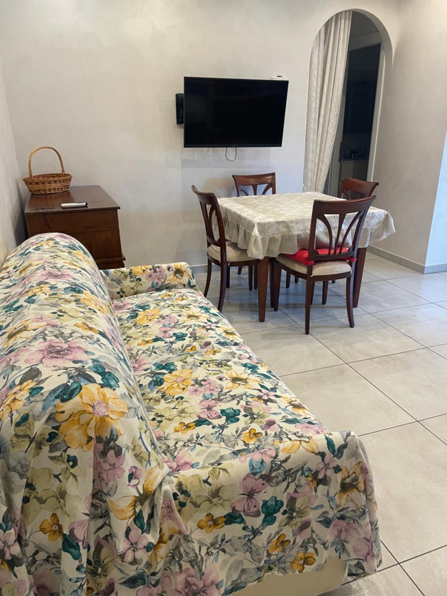 Home With Parking Near The Airport And Beach Fiumicino Luaran gambar